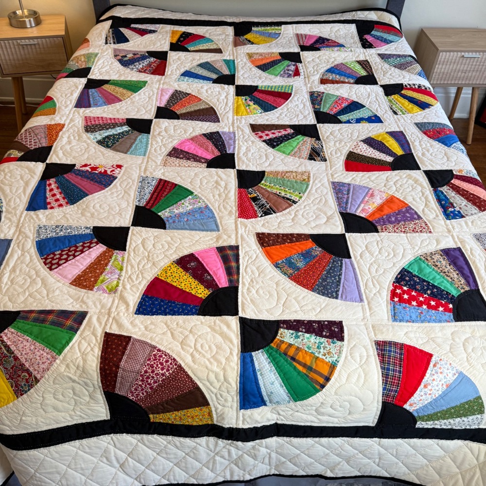 Handmade Grandmothers Fan Patchwork Quilt Multi Color Vintage Design 88 x 97